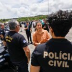 Ministro Silvio Costa Filho visita Carlos Santana em Ipojuca e discute ações e investimentos para a cidade