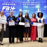 Raquel Lyra garante entrega de hospitais durante assinatura da ordem de serviço para ampliação do Procape-PE