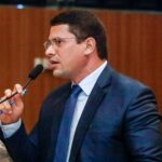 Alepe leva oficina de cordel à Funase e incentiva leitura como instrumento de transformação social